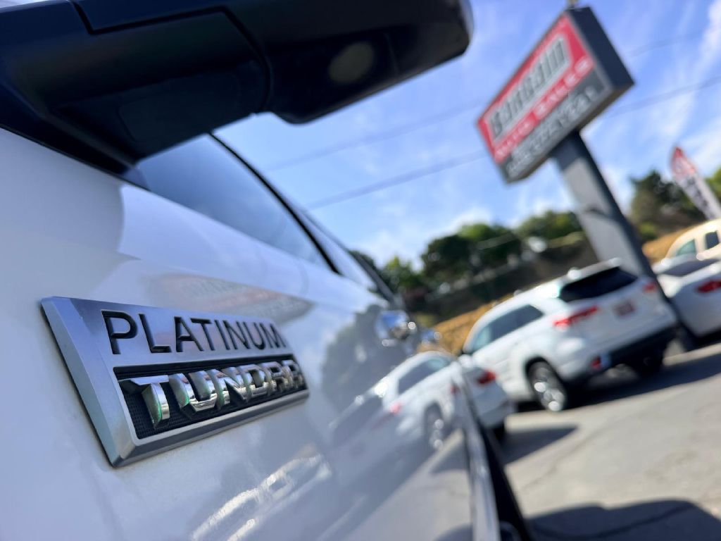 Photo 38 of this TOYOTA TUNDRA