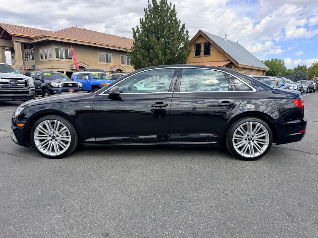 Photo 4 of this AUDI A4