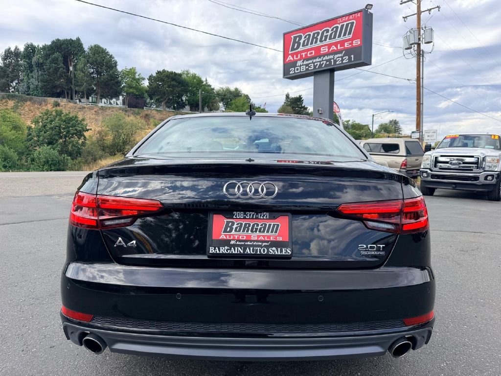 Photo 6 of this AUDI A4