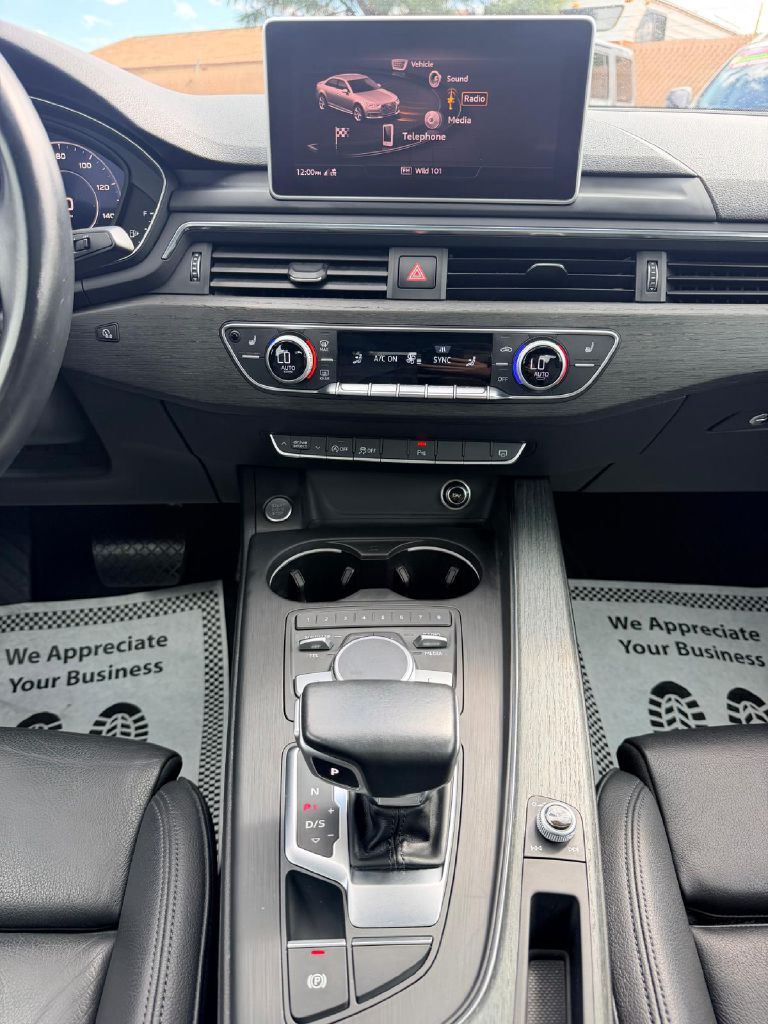 Photo 19 of this AUDI A4