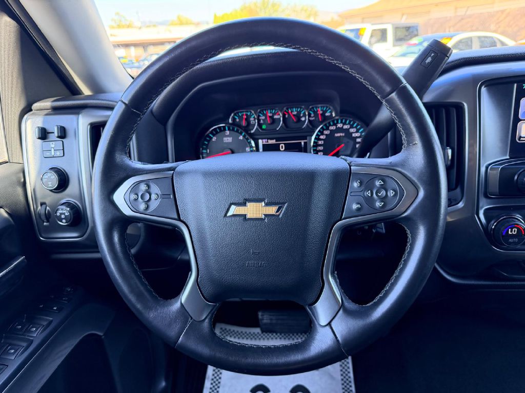 Photo 18 of this CHEVROLET SILVERADO 1500