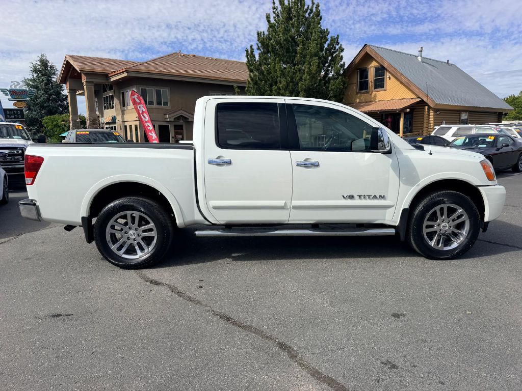 Photo 8 of this NISSAN TITAN