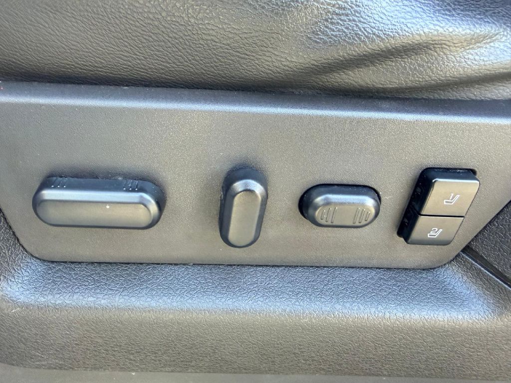 Photo 29 of this FORD F-150