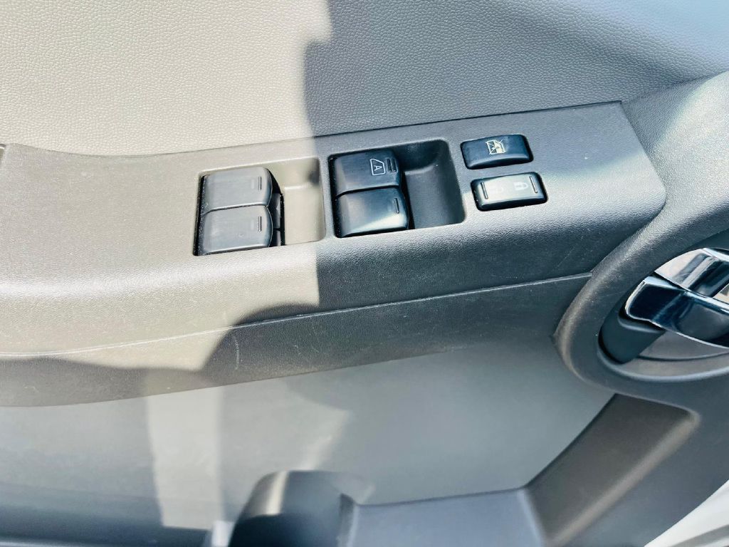 Photo 23 of this NISSAN XTERRA
