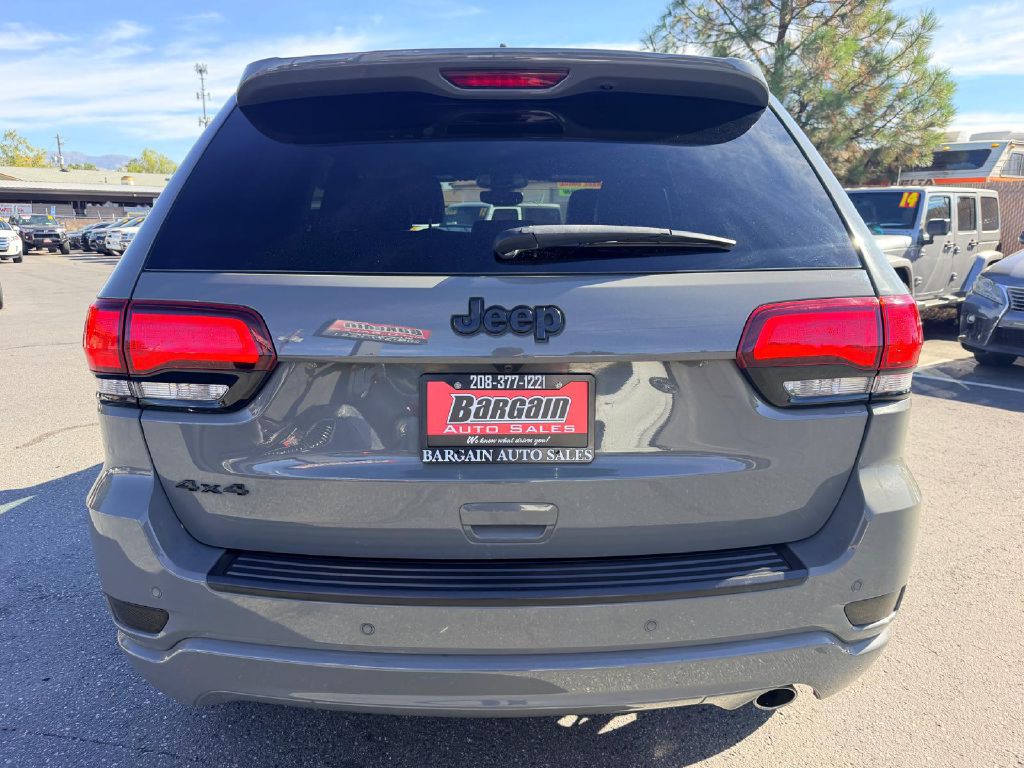 Photo 6 of this JEEP GRAND CHEROKEE