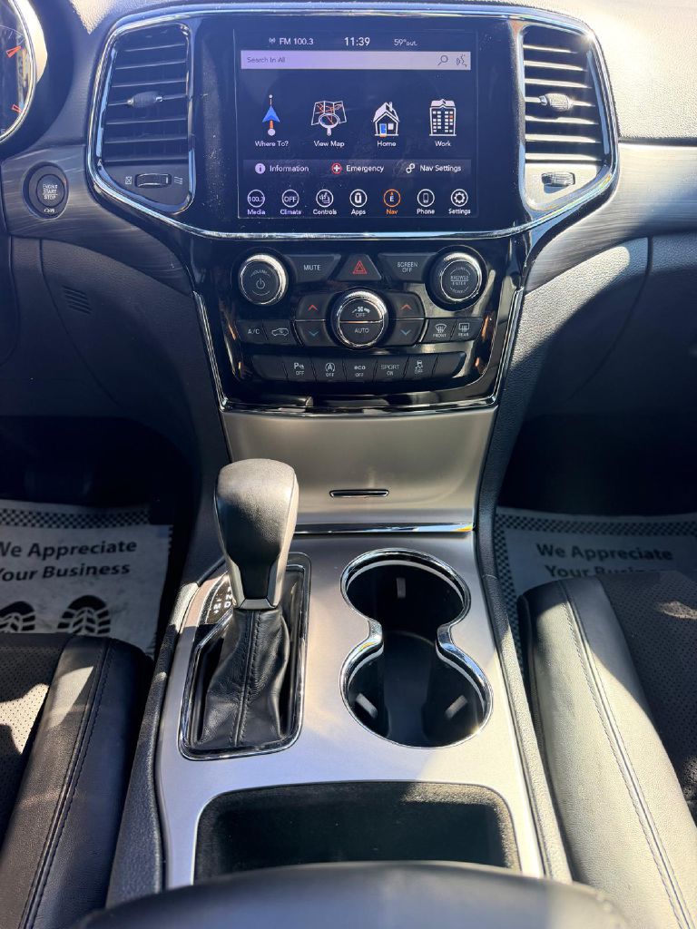 Photo 19 of this JEEP GRAND CHEROKEE