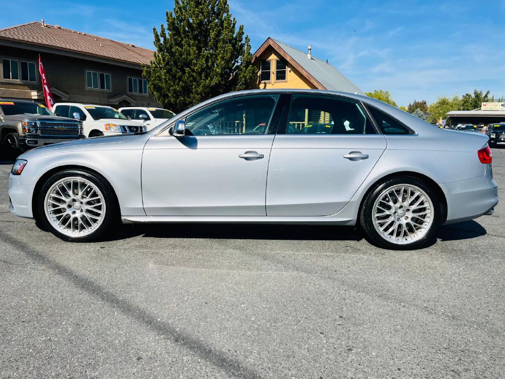 Photo 4 of this AUDI S4