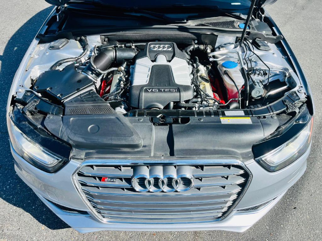 Photo 11 of this AUDI S4