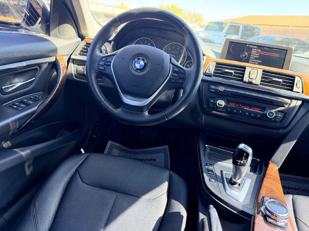 Photo 20 of this BMW 3 SERIES