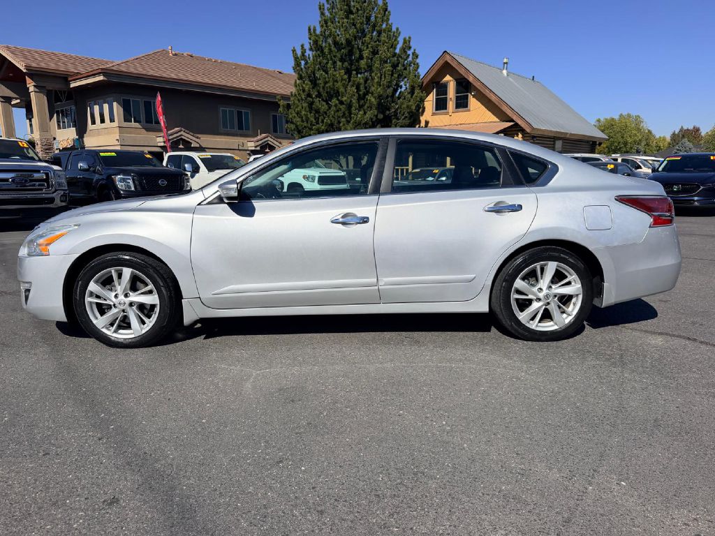 Photo 4 of this NISSAN ALTIMA