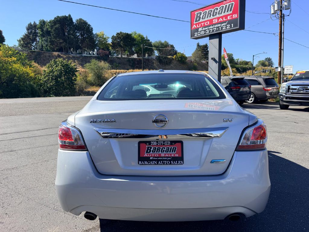 Photo 6 of this NISSAN ALTIMA