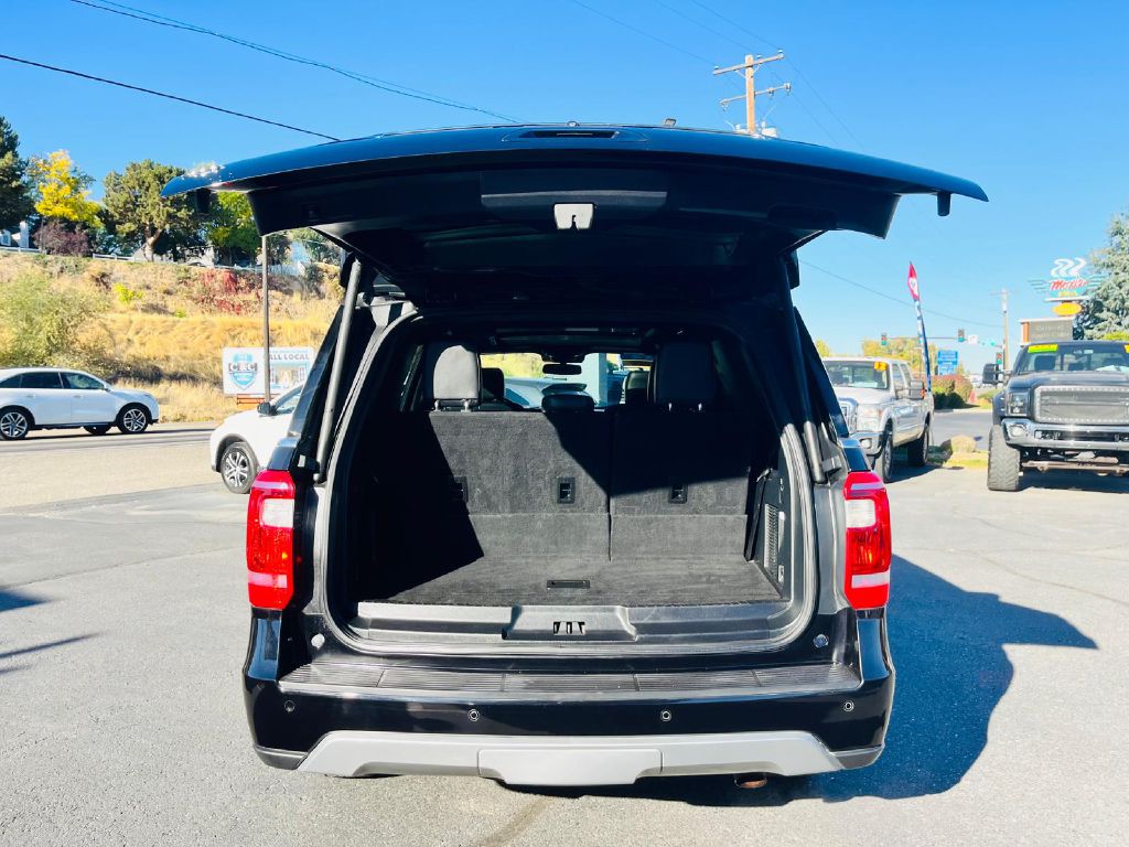 Photo 11 of this FORD EXPEDITION