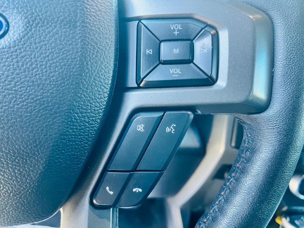 Photo 37 of this FORD EXPEDITION