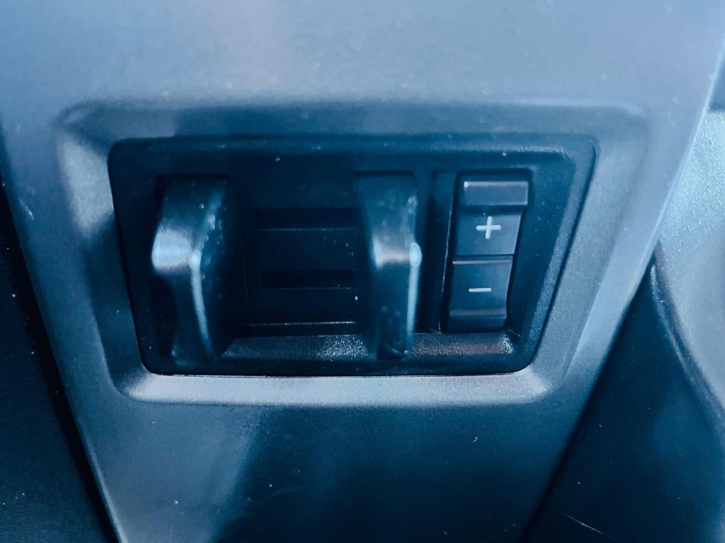 Photo 42 of this FORD EXPEDITION