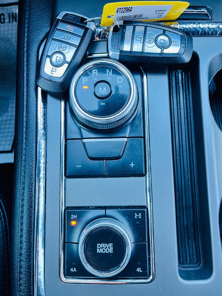 Photo 44 of this FORD EXPEDITION
