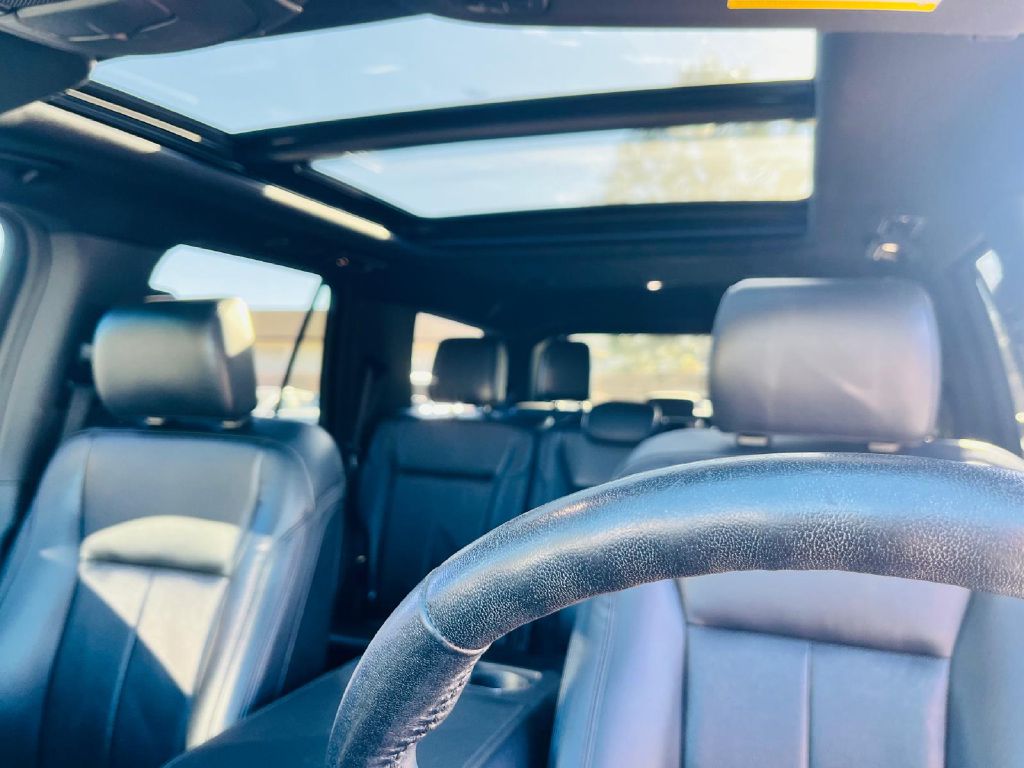 Photo 51 of this FORD EXPEDITION