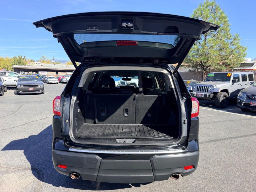 Photo 11 of this SUBARU ASCENT