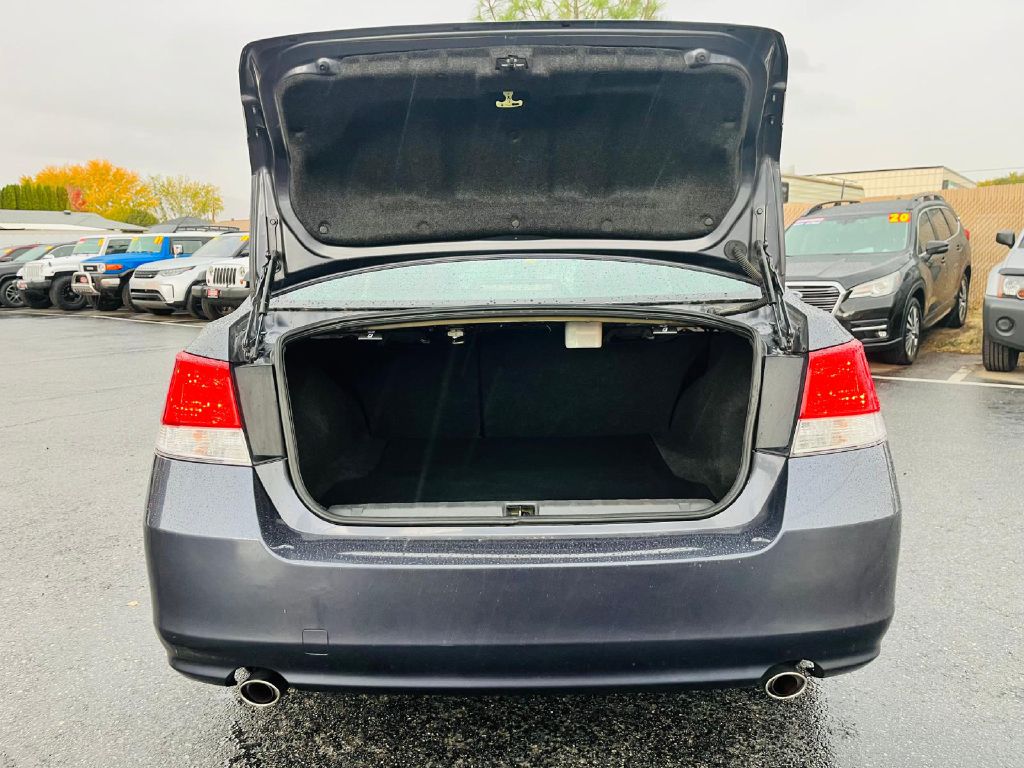 Photo 10 of this SUBARU LEGACY