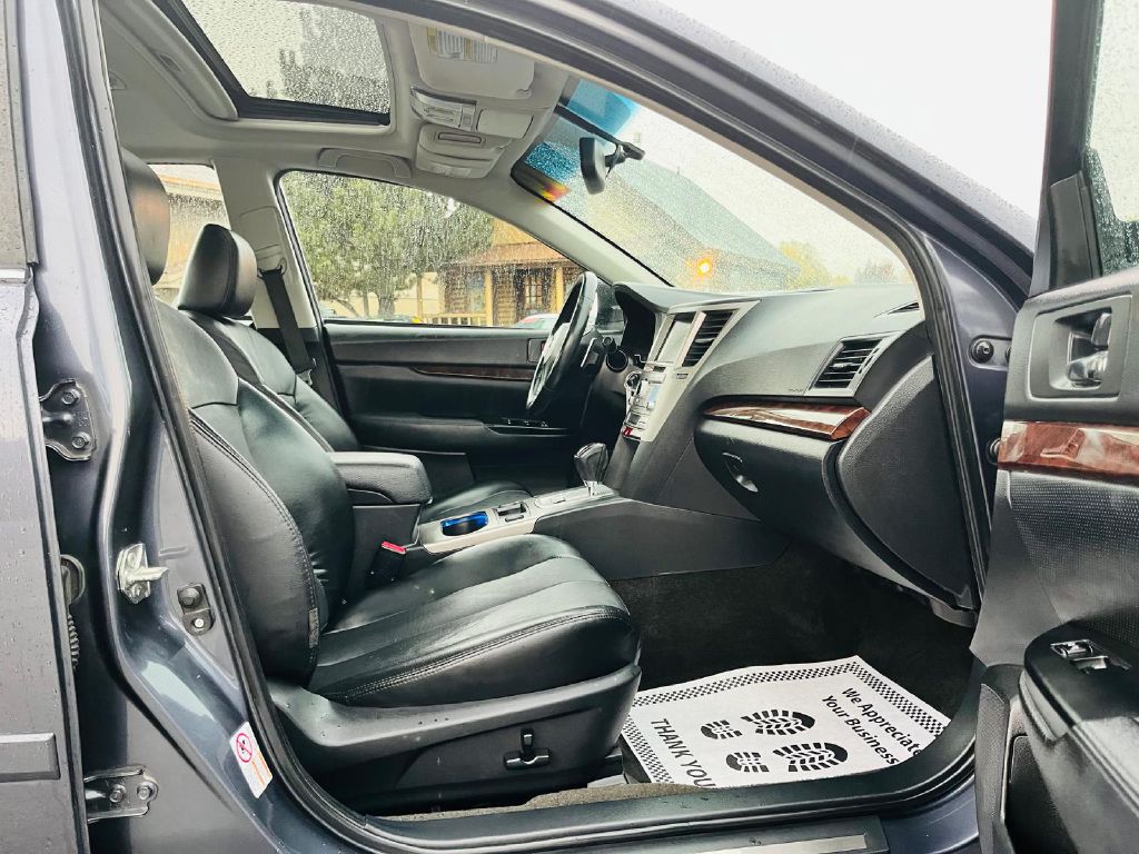 Photo 14 of this SUBARU LEGACY