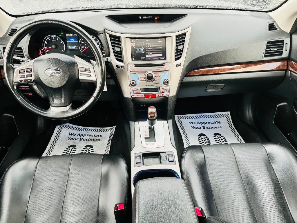 Photo 16 of this SUBARU LEGACY
