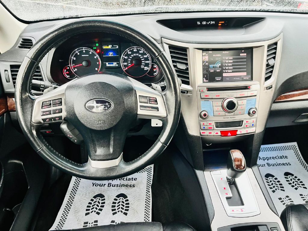 Photo 17 of this SUBARU LEGACY