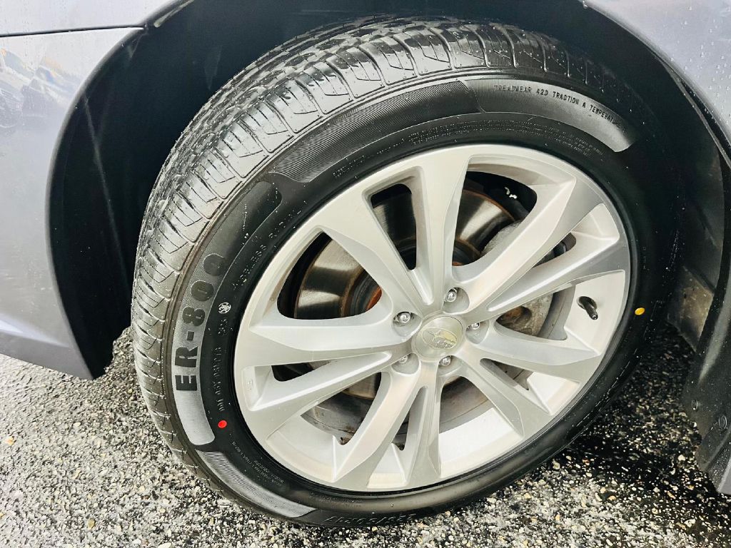 Photo 34 of this SUBARU LEGACY
