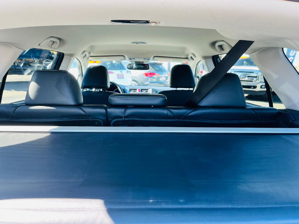 Photo 12 of this SUBARU OUTBACK