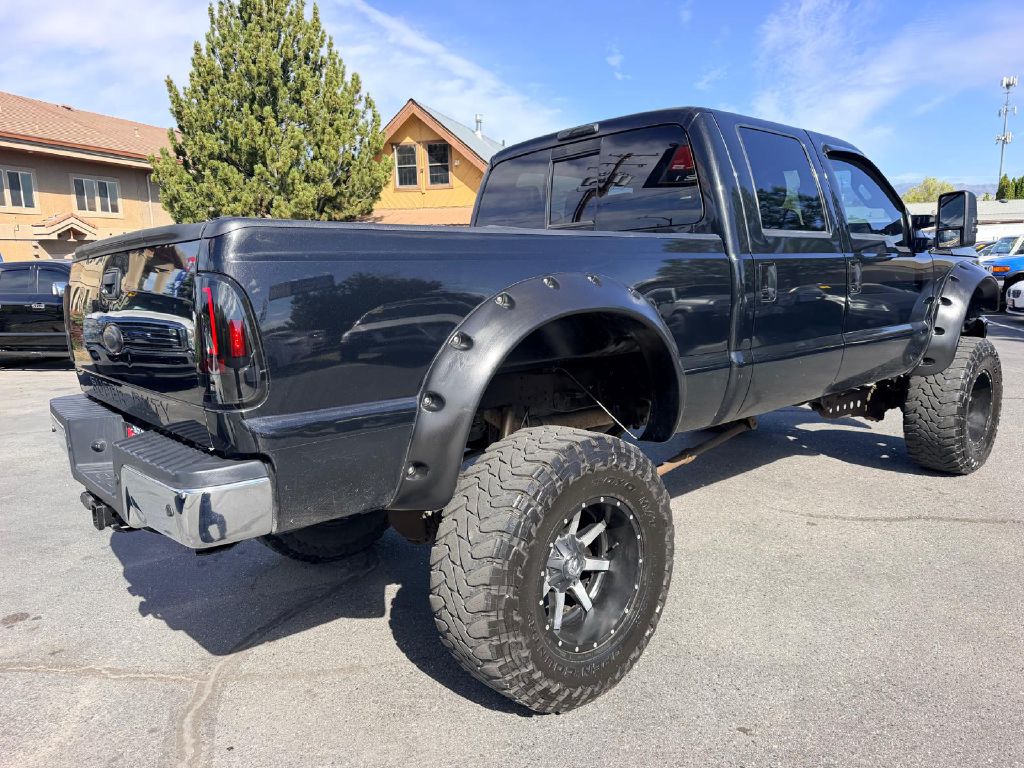 Photo 7 of this FORD F-350 SUPER DUT