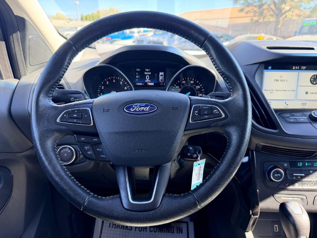Photo 18 of this FORD ESCAPE