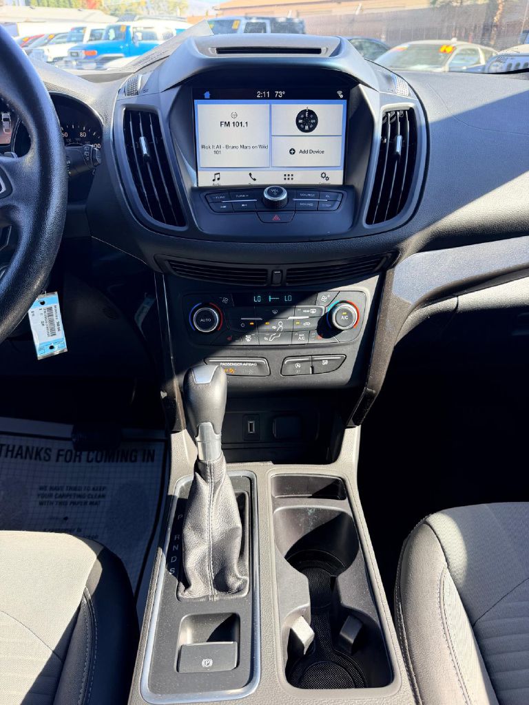 Photo 19 of this FORD ESCAPE