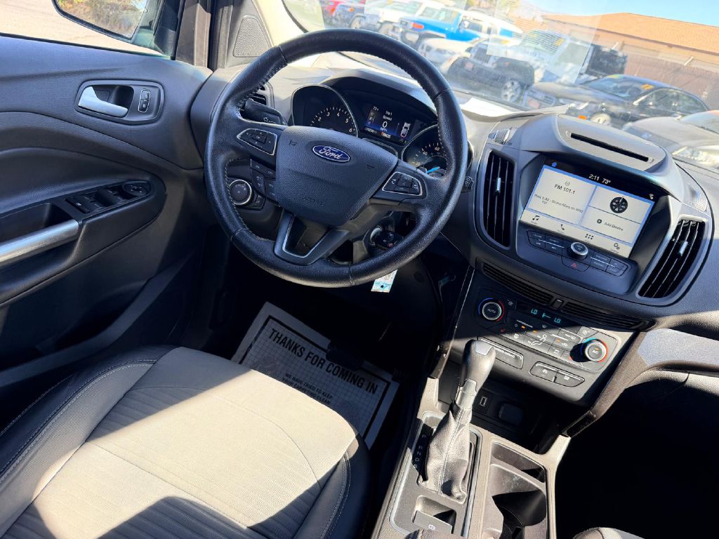 Photo 20 of this FORD ESCAPE