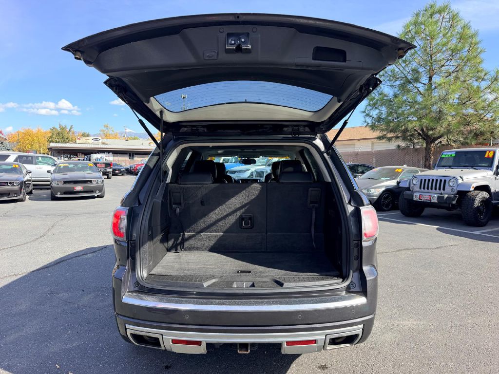 Photo 11 of this GMC ACADIA