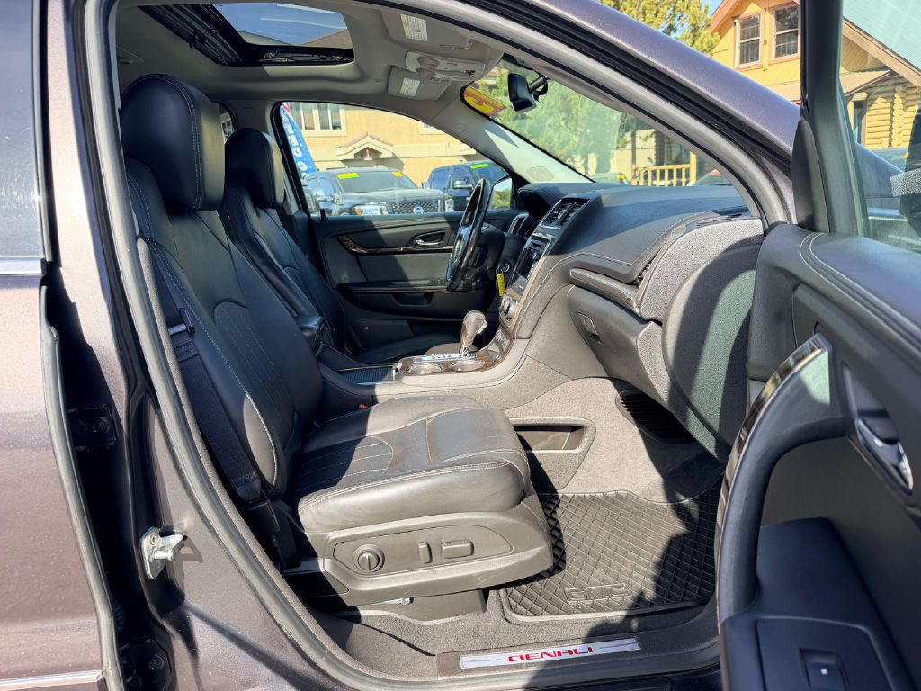 Photo 15 of this GMC ACADIA