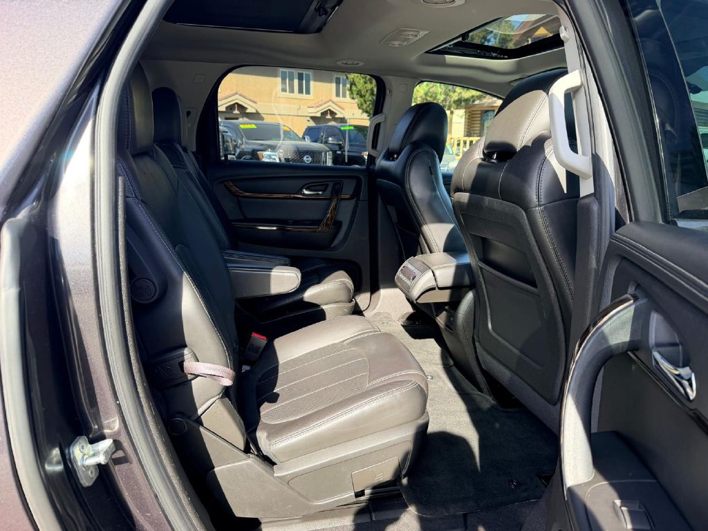 Photo 16 of this GMC ACADIA