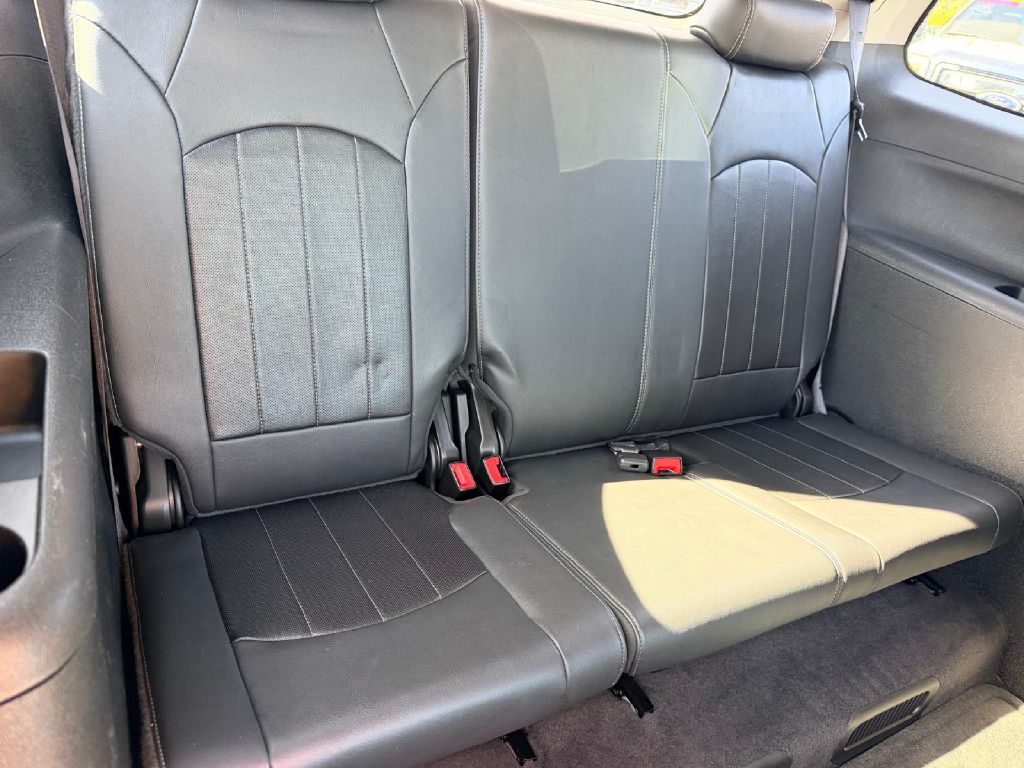 Photo 17 of this GMC ACADIA