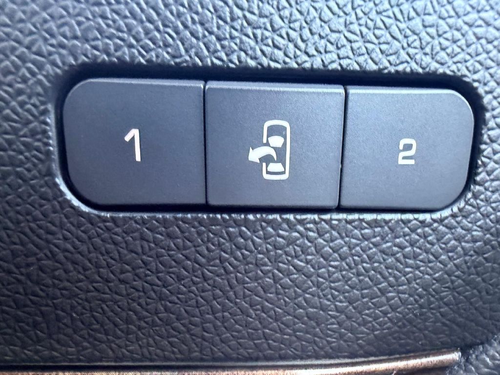 Photo 35 of this GMC ACADIA