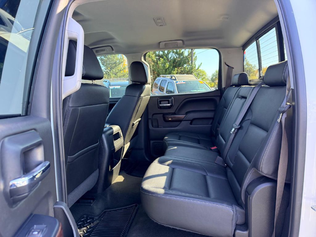 Photo 13 of this GMC SIERRA 1500