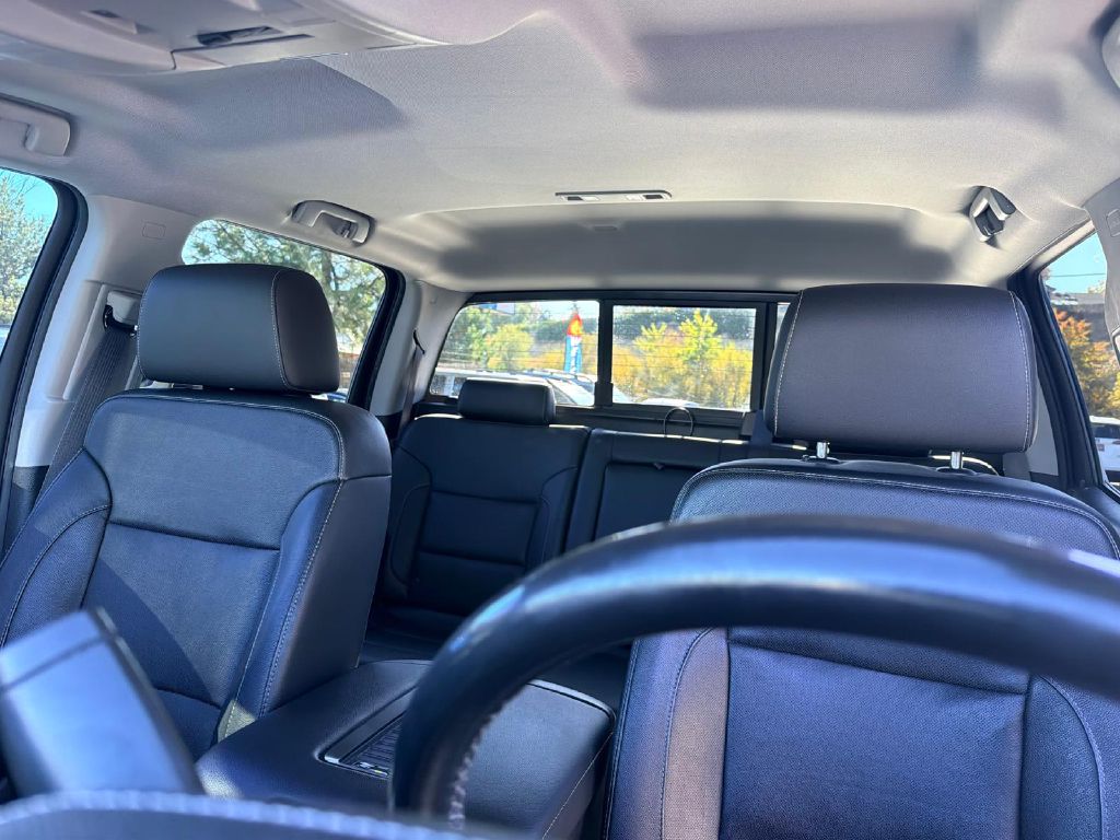 Photo 34 of this GMC SIERRA 1500