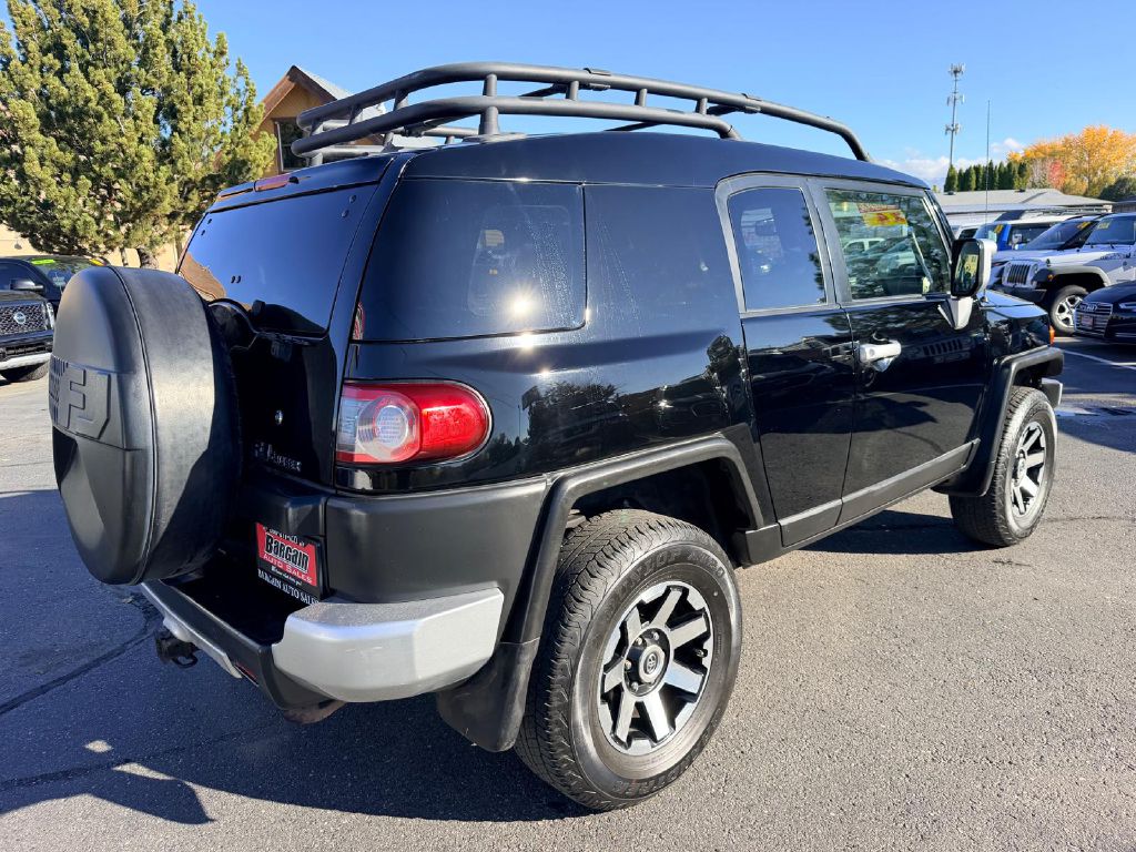 Photo 7 of this TOYOTA FJ CRUISER