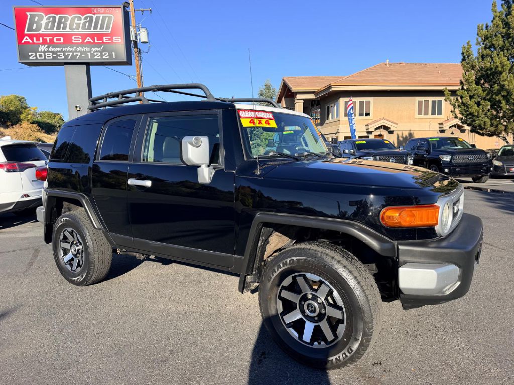 Photo 9 of this TOYOTA FJ CRUISER
