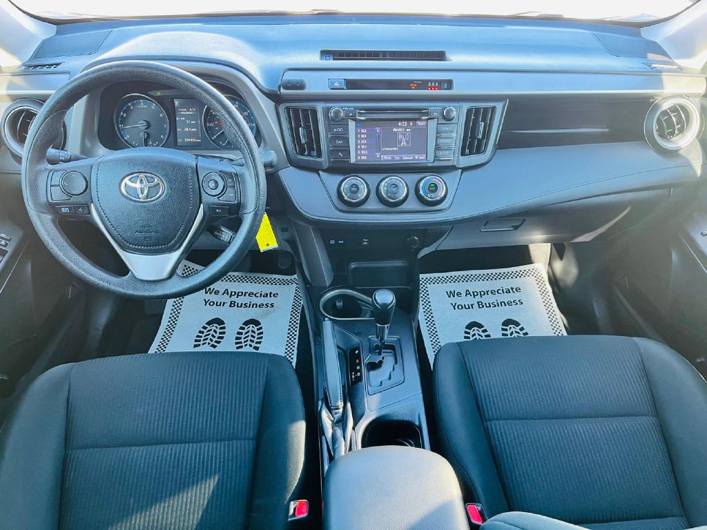 Photo 16 of this TOYOTA RAV4