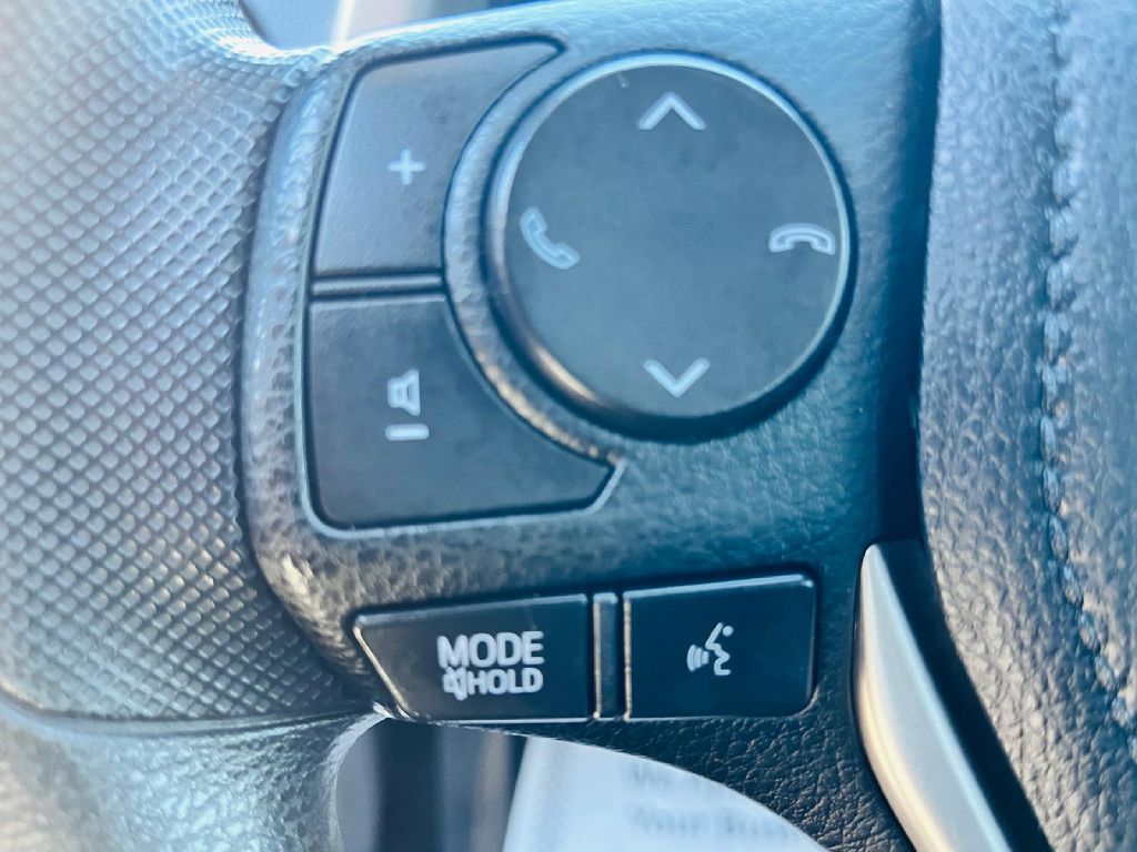 Photo 24 of this TOYOTA RAV4