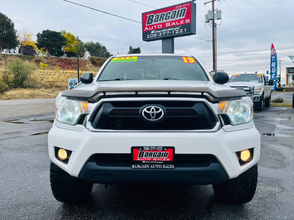 Photo 2 of this TOYOTA TACOMA