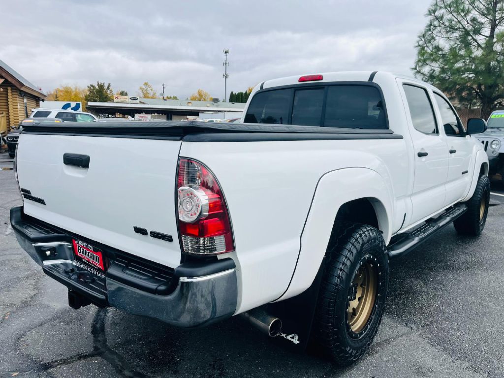 Photo 7 of this TOYOTA TACOMA