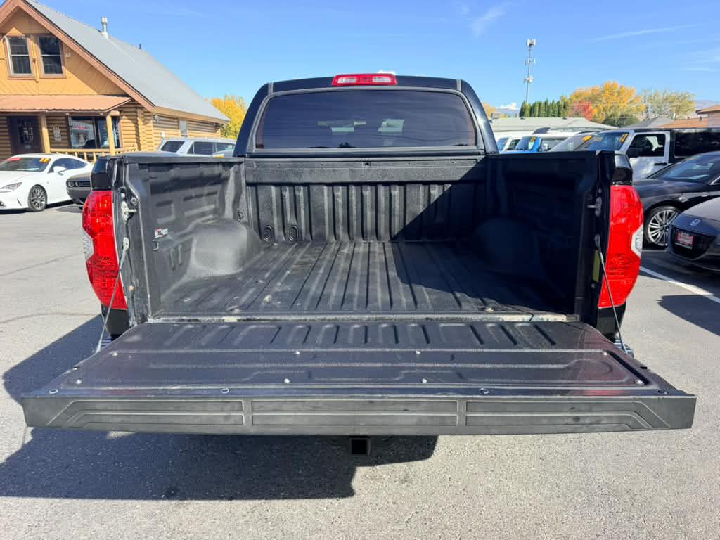 Photo 11 of this TOYOTA TUNDRA