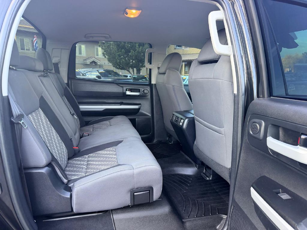 Photo 15 of this TOYOTA TUNDRA