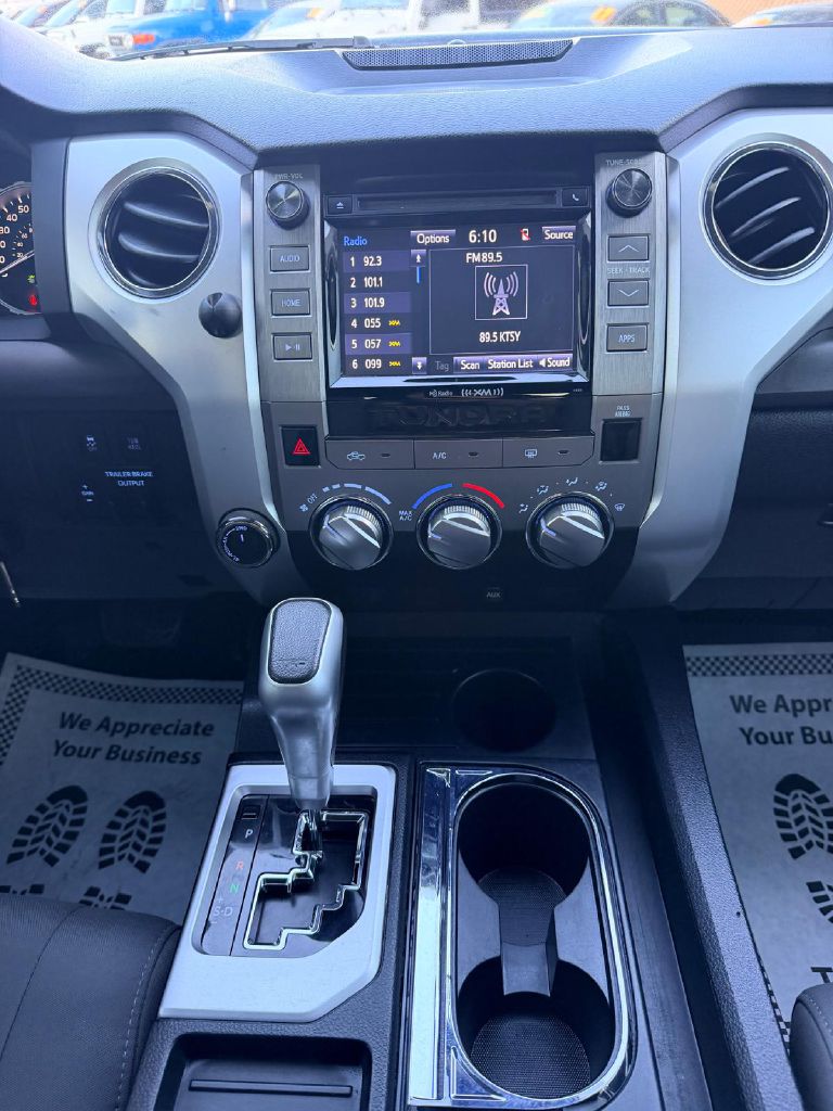 Photo 19 of this TOYOTA TUNDRA