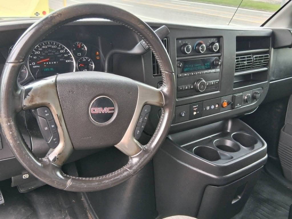 Photo 7 of this GMC SAVANA