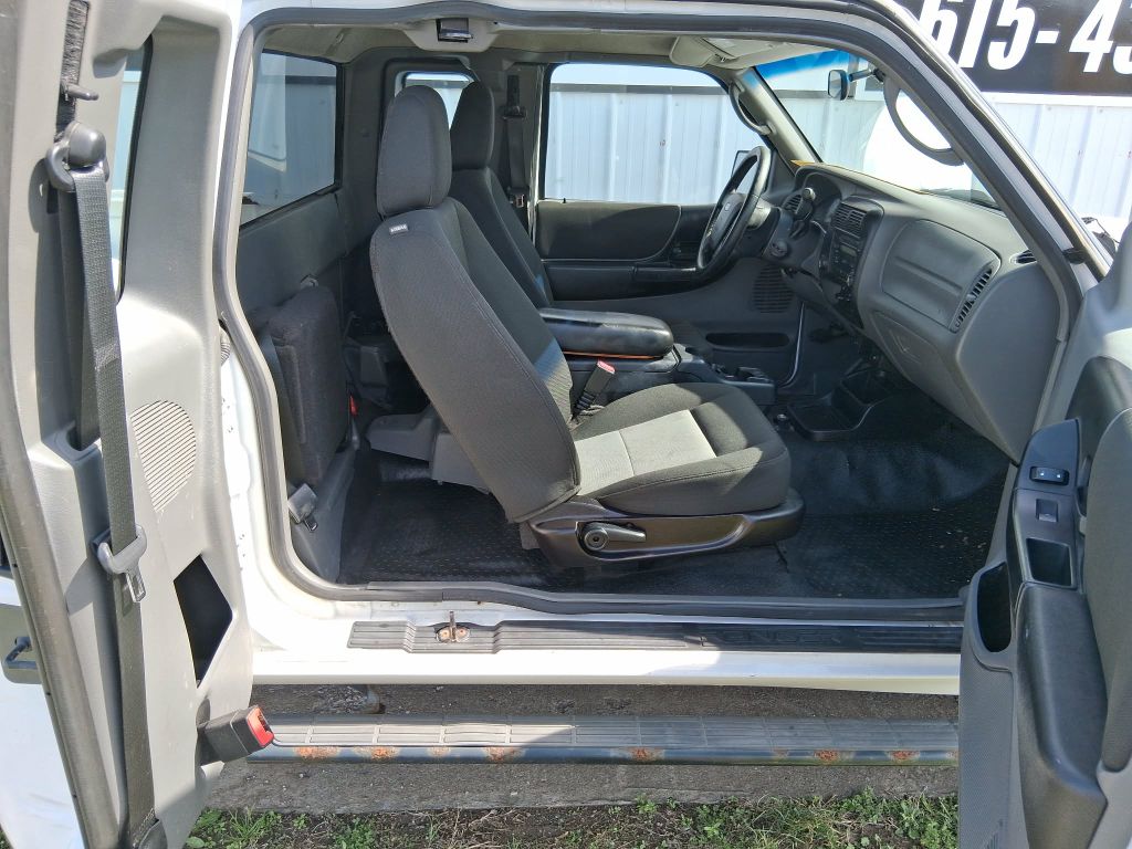 Photo 9 of this FORD RANGER