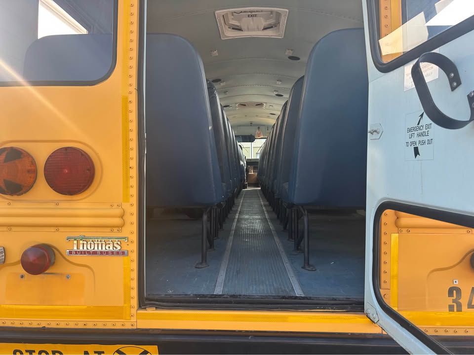 Photo 5 of this THOMAS SCHOOL BUS